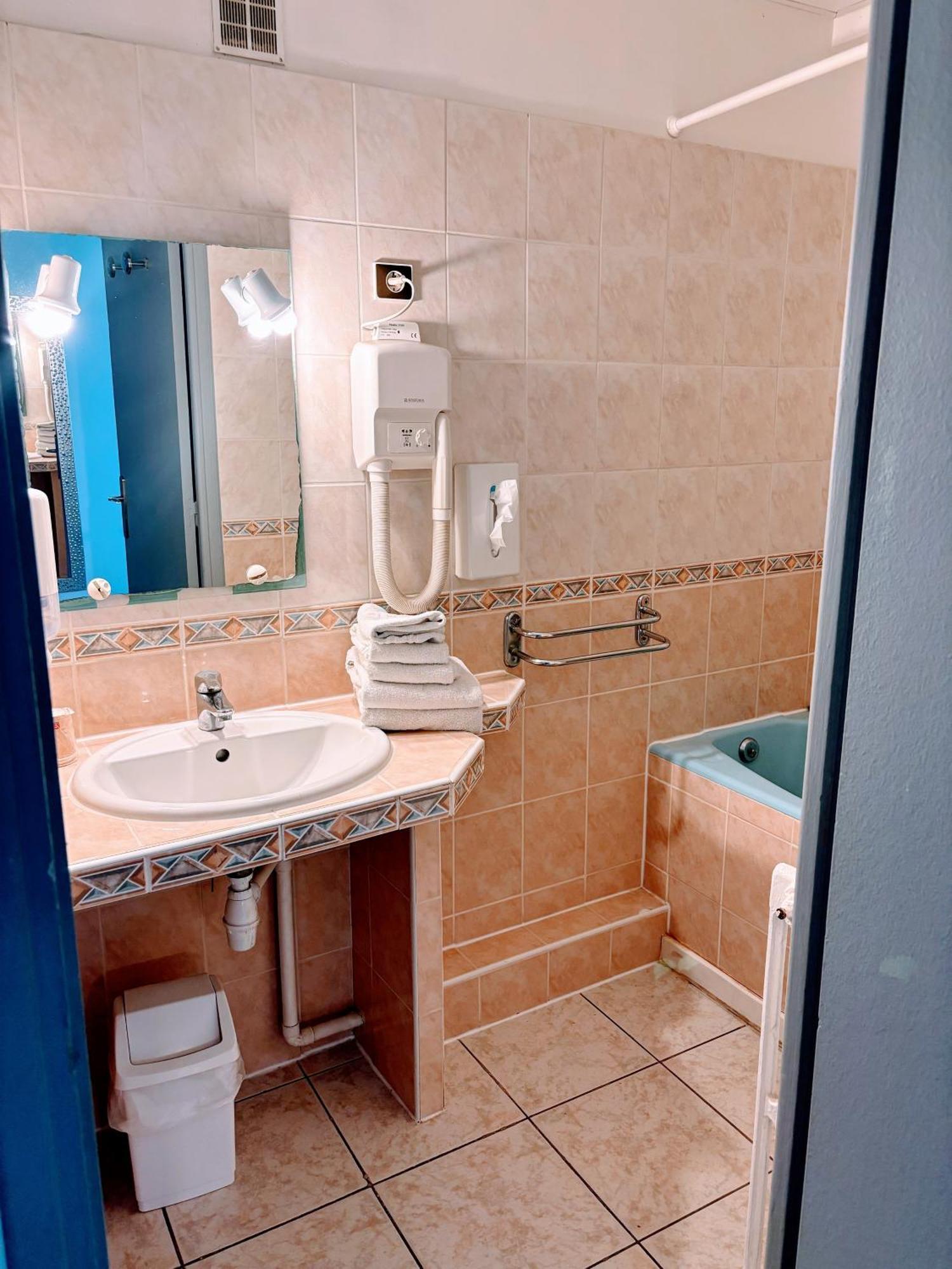 פאלאבה-לה-פלו Brasilia Hotel מראה חיצוני תמונה